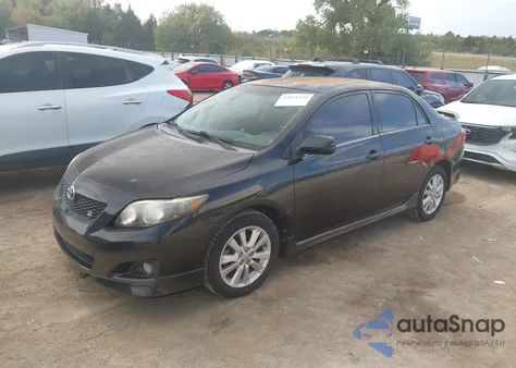 2010 Toyota Corolla S z USA, uszkodzony, nr VIN 2T1BU4EE4AC404838